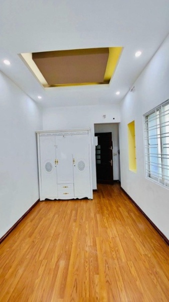 Bán nhà 3 tầng hẻm 4m thông tại Đường 3/2, Phường 12, Quận 11, Hồ Chí Minh